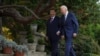 ARCHIVO - El presidente Joe Biden y el presidente chino, Xi Jinping, caminan por los jardines de Filoli Estate en Woodside, California, el 15 de noviembre de 2023