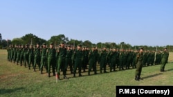 စစ်ကောင်စီက စစ်မှုထမ်းသင်တန်းပေးနေစဉ် (မေ ၊၂၀၂၄)