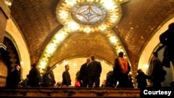 Posetioci u Muzeju saobraćaja. (Foto: Marc Hermann, MTA New York City Transit)