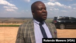 Imwe yenhengo dzeCCC dzakadzingwa muparamende naVaSengezo Tshabangu, VaAmos Chibaya.