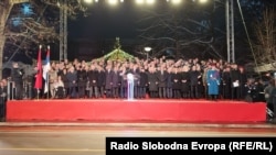 Kompaniji "Mania" je dodijeljen ugovor vrijedan 239.000 maraka za organizovanje medijske kampanje povodom obilježavanja 9. januara, neustavnog Dana RS.