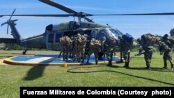 Soldados colombianos se unen a agentes policiales en la búsqueda de Luis Manuel Díaz, padre del futbolista colombiano Lucho Díaz. 