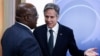 Président Félix Tshisekedi (G) ya Ekolo Congo démocratique na Sectrétaire d'Etat ya Ekolo Amerika Antony Blinken na Washington DC, 13 sanza ya zomi na mibale 2022. 