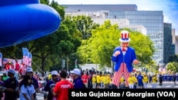 ARCHIVO- Desfile del Día de la Independencia de Estados Unidos, en Washington, DC.