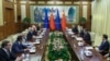 资料照片：中国国家主席习近平在北京与欧盟委员会主席冯德莱恩会谈。(2023年12月7日) 