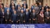 El Alto Representante de la Unión Europea para Asuntos Exteriores y Política de Seguridad, Josep Borrell, y otros ministros posan para una fotografía durante la cumbre de la Unión por el Mediterráneo en Barcelona, España, el 27 de noviembre de 2023.