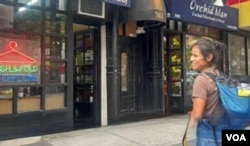 Blanca Lucero es una migrante de origen mexicano que gestiona su propia tintorería en Nueva York. [Captura de pantalla del video de Ángela González]