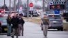 Joven de 17 años mata a alumno de sexto grado y hiere a 5 en escuela de Iowa: policía