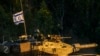 Новиот пристап доаѓа во услови на меѓународен притисок за транзиција кон помалку интензивна борба