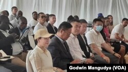 Vamwe vapinda musangano weStanbic nenyika yeChina