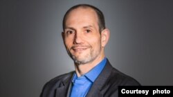 Марк Ґарласко - колишній американський військовий, експерт з питань захисту цивільного населення під час війни