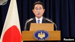 기시다 후미오 일본 총리가 기자회견하고 있다. (자료사진)