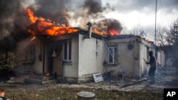 Имаме одговорност да осигураме војната да не се прелее подалеку од Украина, рече државниот секретар Блинкен во Брисел