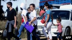 ARCHIVO- El gobierno de Honduras reconoce que existe un incremento en la población migrante del país en Estados Unidos, calculan que a la fecha ya sobrepasa el millón de hondureños radicados en la nación norteamericana.