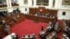 El Congreso de Perú aprueba adelantar las elecciones generales al 2024