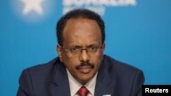 Le président somalien Mohamed Abdullahi Farmajo assiste à la "London Somalia Conference" à Lancaster House, le 11 mai 2017.