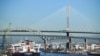 ARCHIVO. Puertos de Los Ángeles y Long Beach cerca del puente Gerald Desmond en el puerto de Long Beach el 11 de enero de 2022 en Long Beach , California.