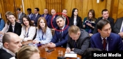 კრემლის პროპაგანდისტი გიორგი ირემაძე რუსეთის საგარეო საქმეთა მინისტრთან შეხვედრის დროს მოსკოვში