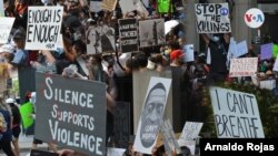 Varias imágenes sobrepuestas muestran diferentes momentos de las protestas acaecidas el martes 2 de junio en Houston. [Fotos: Arnaldo Rojas, VOA]