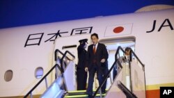 日本首相岸田文雄2022年10月21日抵達珀斯，開始對澳大利亞進行為期三天的訪問。（美聯社照片）