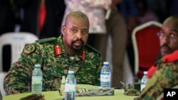 "L'Occident perd son temps avec la propagande pro-ukrainienne inutile", a estimé le fils du président Museveni.