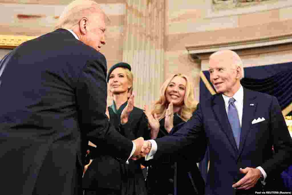 Donald Trump aramukanya na Joe Biden yahora atwara Amerika