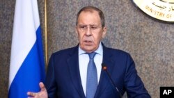 El ministro de Exteriores de Rusia Serguei Lavrov en El Cairo, 24 de julio del 2022. [Foto: cortesía del Servicio de Prensa del Ministerio de Relaciones Exteriores de Rusia]