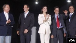 Los precandidatos de Unidad Democrática en el debate: Diego Arria, Leopoldo López, María Corina Machado, Henrique Capriles Radonski y Pablo Pérez.