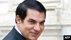 L'ancien président tunisien Zine El Abidine Ben Ali à Rome, le 11 mai 2004.