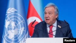 O Secretário-Geral das Nações Unidas, António Guterres, discursa durante a cerimónia de abertura da conferência das Nações Unidas sobre alterações climáticas COP29, em Baku, no Azerbaijão, a 12 de novembro
