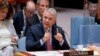 En esta foto proporcionada por las Naciones Unidas, el presidente de Colombia, Iván Duque, habla en el Consejo de Seguridad del organismo, el martes 12 de abril de 2022. 