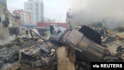 Posledice ruskih napada u Černihivu (Foto: Press service of the State Emergency Service of Ukraine/Handout via REUTERS )
