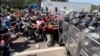 Guatemala teme que estado de excepción en El Salvador aumente flujos migratorios 