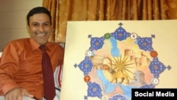 مهدی بهمن نویسنده و پژوهشگر تقریب ادیان است که کتاب‌های تورات، زبور و انجیل را تذهیب کرده است.