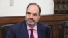 El presidente de la SIP, Michael Greenspon, durante visita a Guatemala el jueves 8 de diciembre para asistir a la audiencia judicial contra el periodista José Rubén Zamora, sostuvo reuniones también con personeros del gobierno. (Foto cortesía Vicepresidencia de Guatemala)