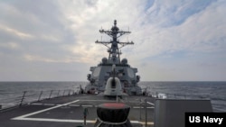 美国海军第七舰队发布的照片显示导弹驱逐舰“希金斯号”(USS Higgins)于2022年9月20日例行通过台湾海峡。