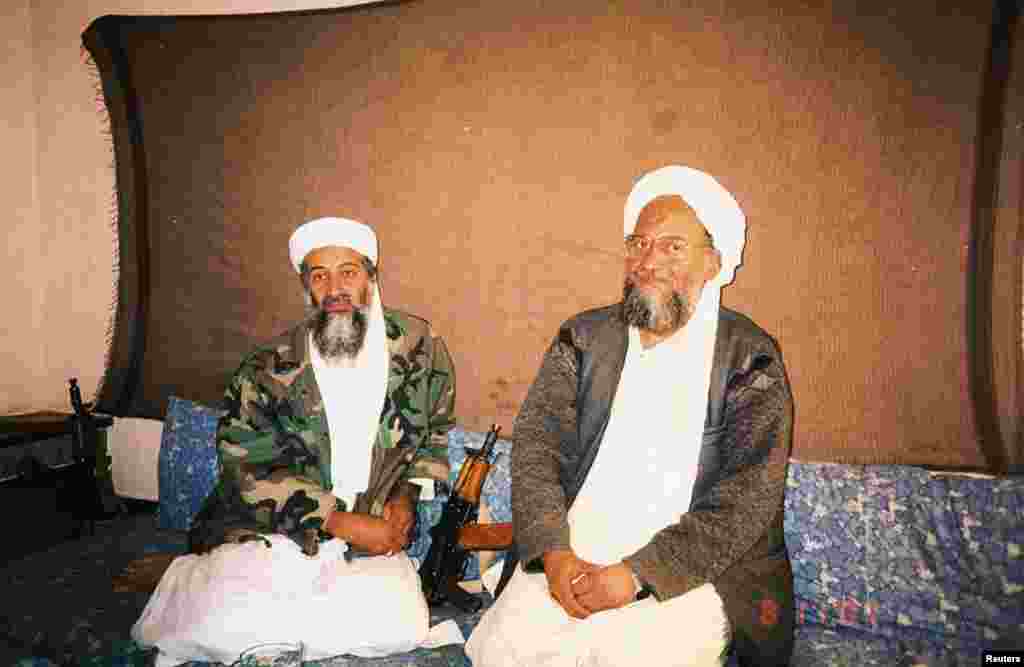 د القاعده شبکې مشر ایمن الظواهري په کابل کې د امریکا په هوايي برید کې ووژل شو