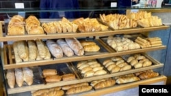 La Panadería Venezolana Donna se ha convertido en referencia a la hora del desayuno, no solo para los venezolanos, sino también para los argentinos.