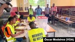 Assembleia de voto em São Tomé. São Tomé e Príncipe realizou eleições a 25 de setembro, 2022