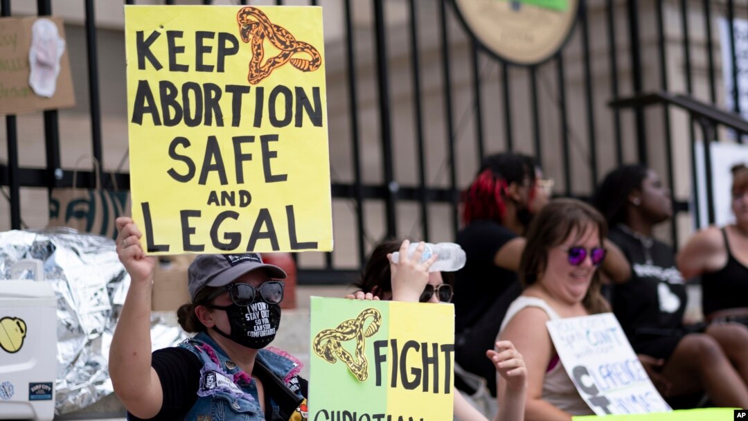 Pristalice prava na abortus na protestu u Džordžiji, oktobar 2022.