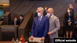 ARHIVA - Premijer Zdravko Krivokapić i ministar inostranih poslova Đorđe Radulović (Foto: Vlada Crne Gore, rtcg.me)
