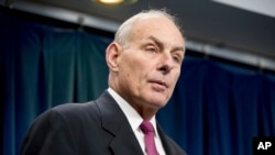 Le secrétaire américain à la Sécurité intérieure, John Kelly, lors d'une conférence de presse à Washington, le 31 janvier 2017