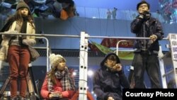 黃之鋒絕食後周六晚重返金鐘發表感言（蘋果日報圖片）