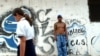Las autoridades detectaron las violaciones en grupo por parte de pandilleros desde 1998, pero en un inicio no las mataban. 