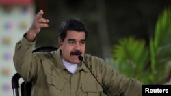 Presiden Venezuela, Nicolas Maduro, berbicara dalam acara mingguan Minggu bersama Maduro di Caracas, Venezuela, 6 Agustus 2017 (Courtesy: Istana Miraflores/Rilis via REUTERS)