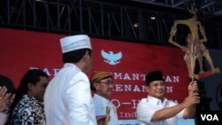Capres Prabowo saat meresmikan tim pemenangannya di Solo, Kamis 29 Mei 2019 (Foto: VOA/Yudha)