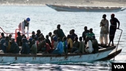 Ispaniyaga dengiz orqali kelayotgan migrantlar