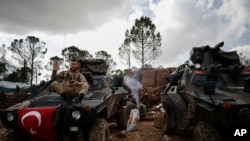 Les troupes turques à Afrin en Syrie, le 8 mars 2018. 
