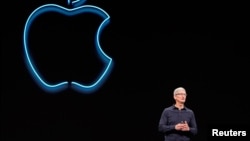 Las laptops de Apple, las MacBook, y los iPhones no enfrentarán aranceles adicionales hasta el 15 de diciembre.