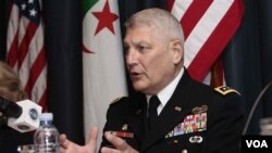 Panglima operasi militer Amerika di Afrika, Jendral Carter Ham (foto: dok).